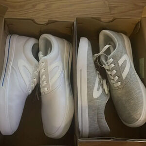 Tretorn Chelsea White Canvas Memory Foam sneakers size 7